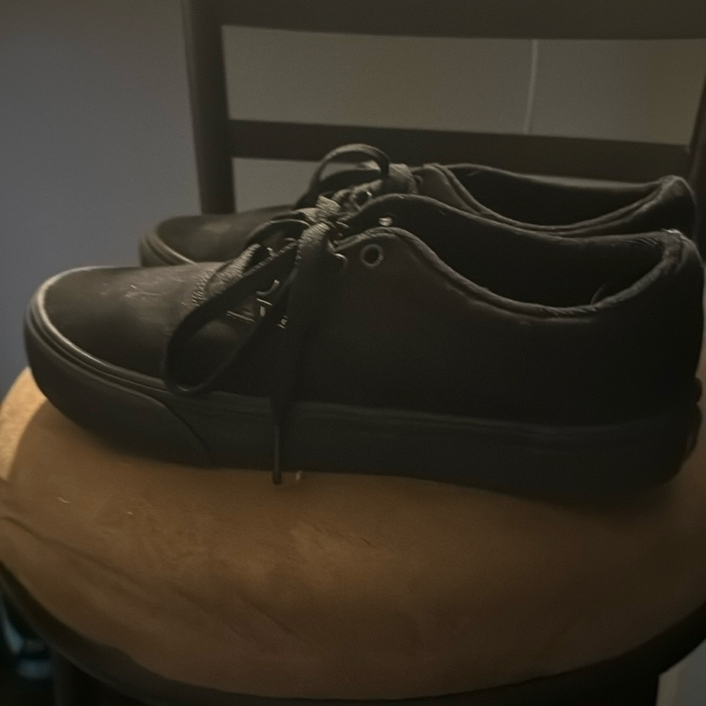 Men’s vans shoes size 8
